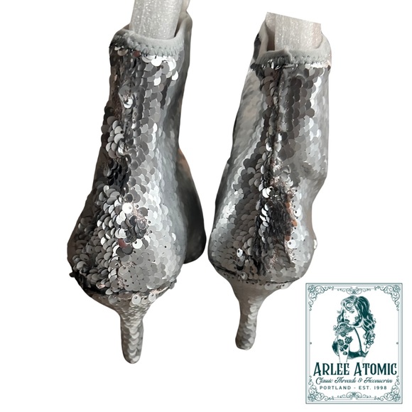 Charles David Silver Sequin ankle booties - Picture 7 of 15
